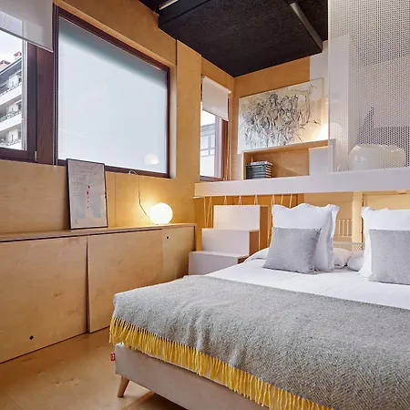 Aterian Loft 1 자라우츠