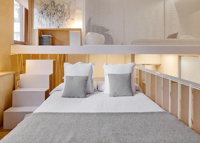 アパート Aterian Loft 1 サラウツ